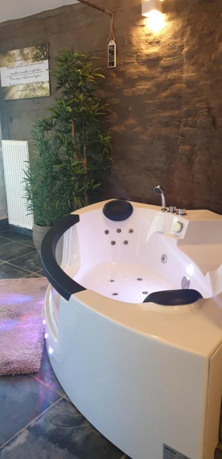 Authentic Wellnesshoeve Hansbeke Экстерьер фото