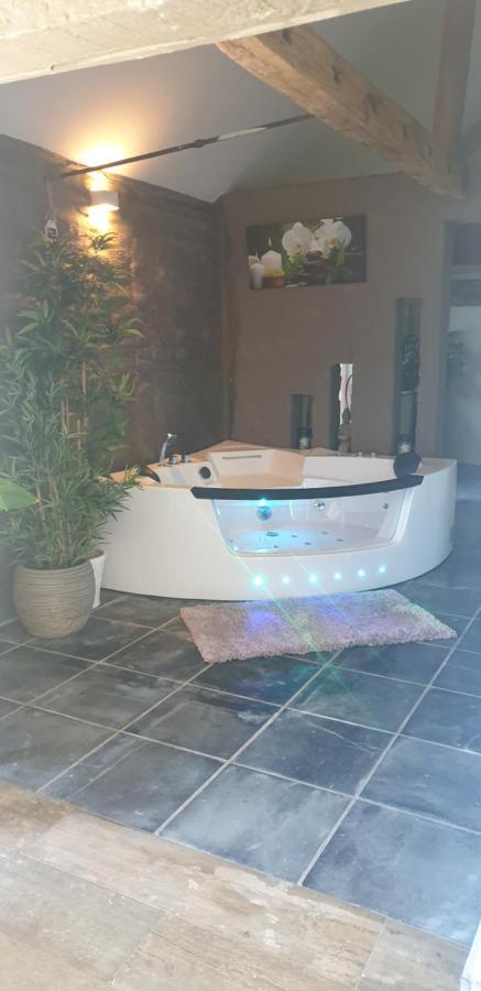 Authentic Wellnesshoeve Hansbeke Экстерьер фото